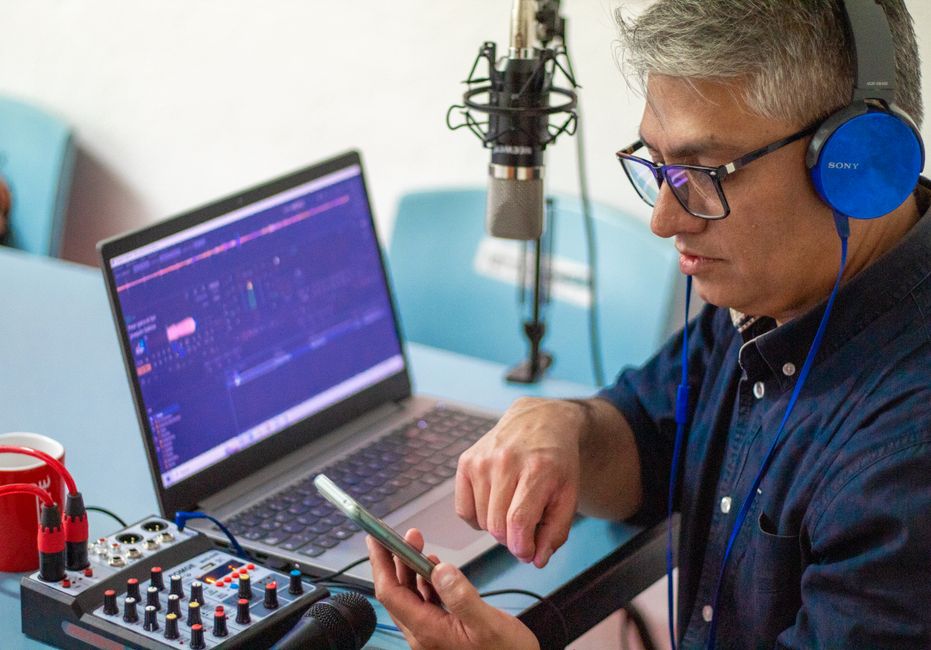 Prompts para guiones de podcasts: genera contenido en minutos