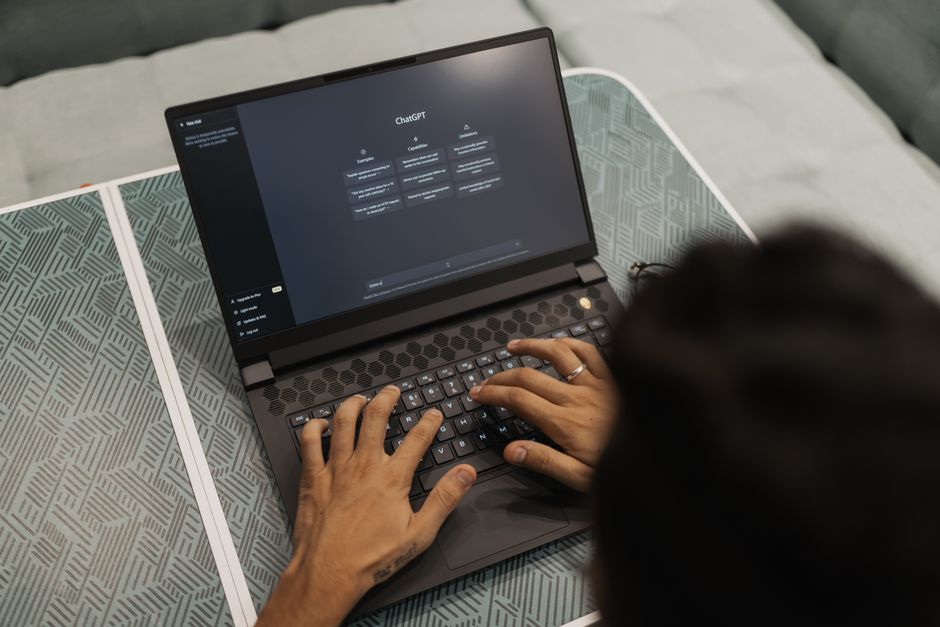 Prompts para reseñas de productos: cómo escribir opiniones que venden