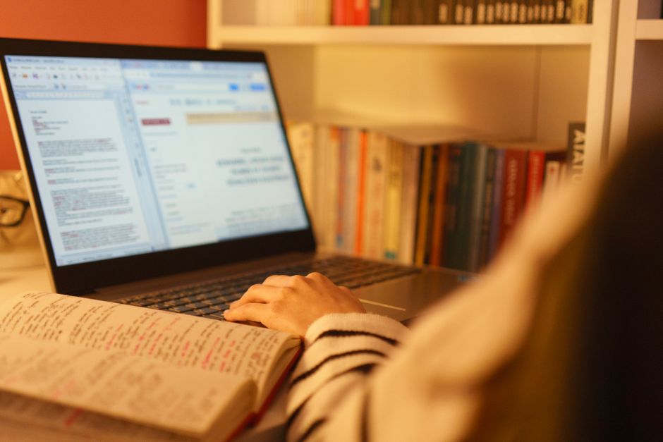 IA para escribir tesis: ahorrá tiempo sin perder calidad